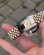 Rolex Sky-Dweller Oyster, 42 mm, Oystersteel and yellow gold Reference 336933-0006 - Image 3