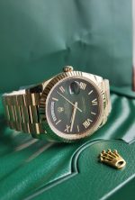 Rolex 2024 Day-Date m128238-0118 Green Dial Yellow Gold Bracelet - Image 9